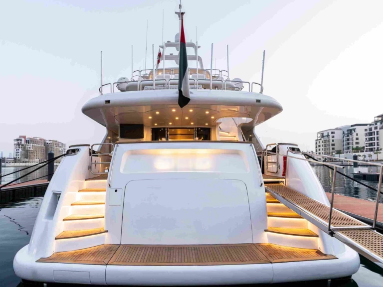 Benetti 114 a louer à Dubai Marina