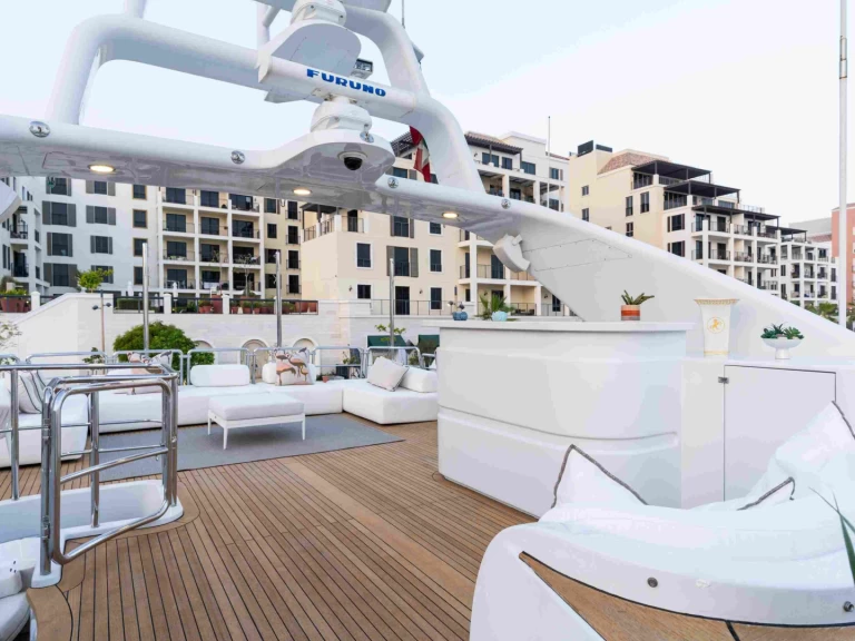 Location à Dubai Marina - Benetti 114 sur SamBoat