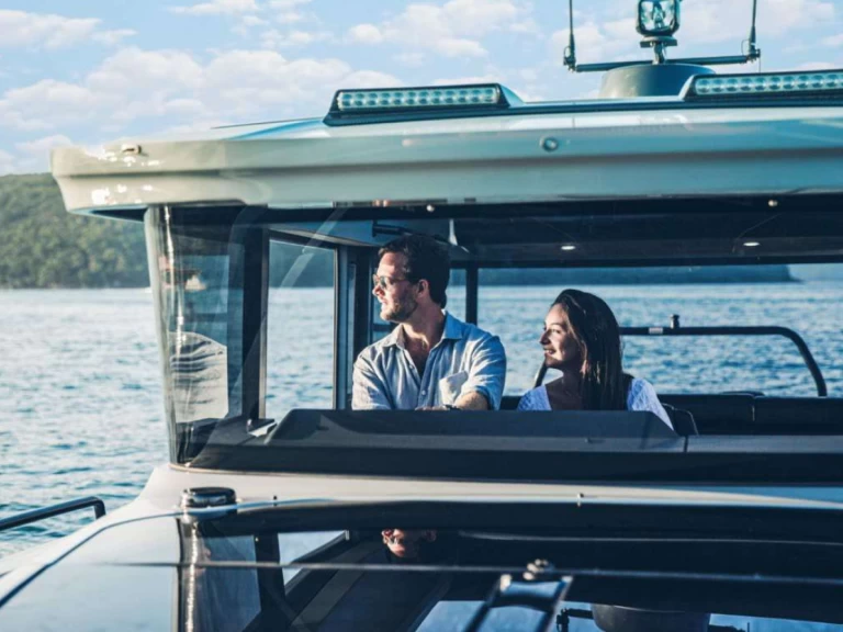 Bateau à moteur à louer à Mykonos (Ville) au meilleur prix