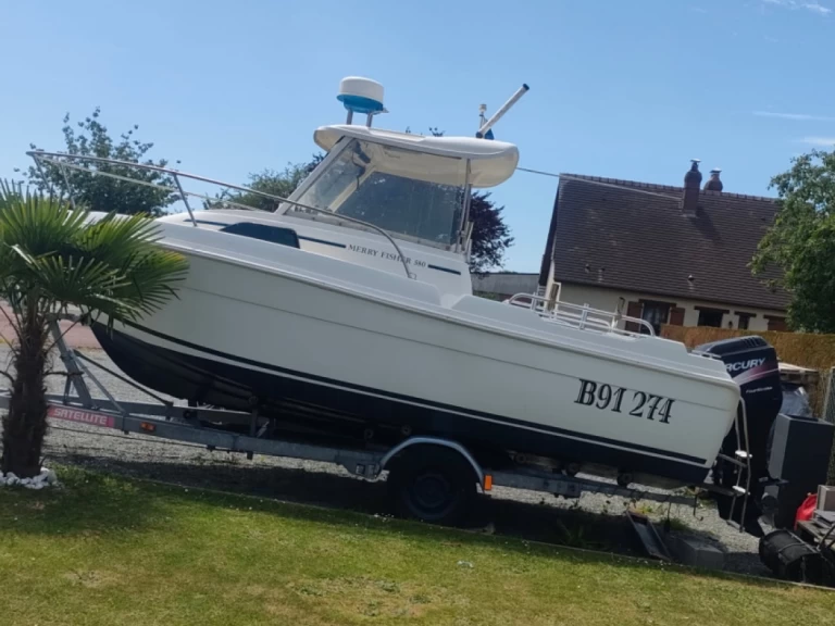 Location Bateau à moteur à France - Jeanneau Merry Fisher 580 HB