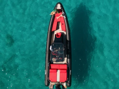 Verhuur RIB in Ornós - SEA FIGHTER Ultimeight 30ft