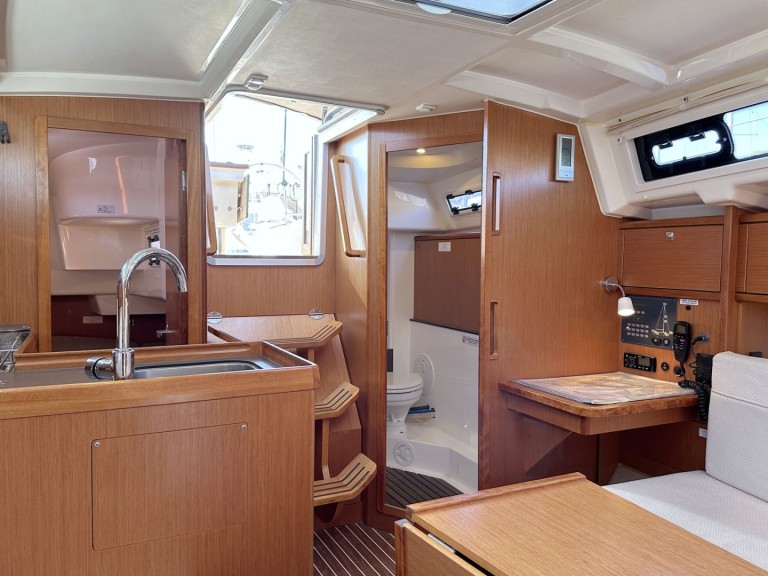 Location bateau Rogoznica pas cher Cruiser 34