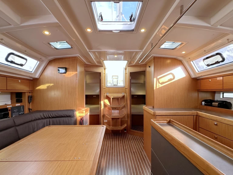 Louez un Bavaria Cruiser 46 à Rogoznica