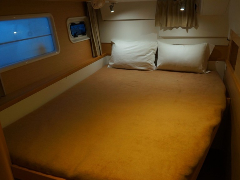 Location à Gouviá - Lagoon Lagoon 400 S2[G] sur SamBoat