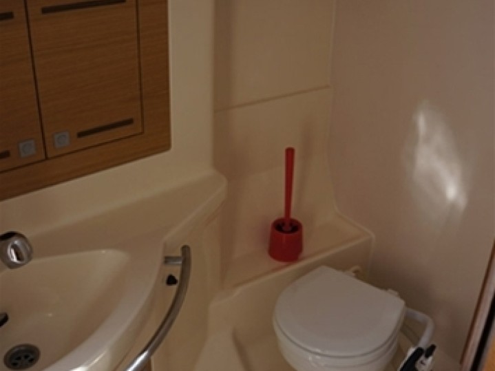 Louer Voilier avec ou sans skipper Elan à Gouviá