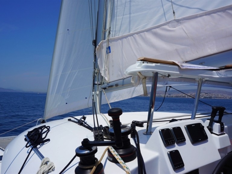 Location à Gouviá - Lagoon Lagoon 380 S2[G] sur SamBoat