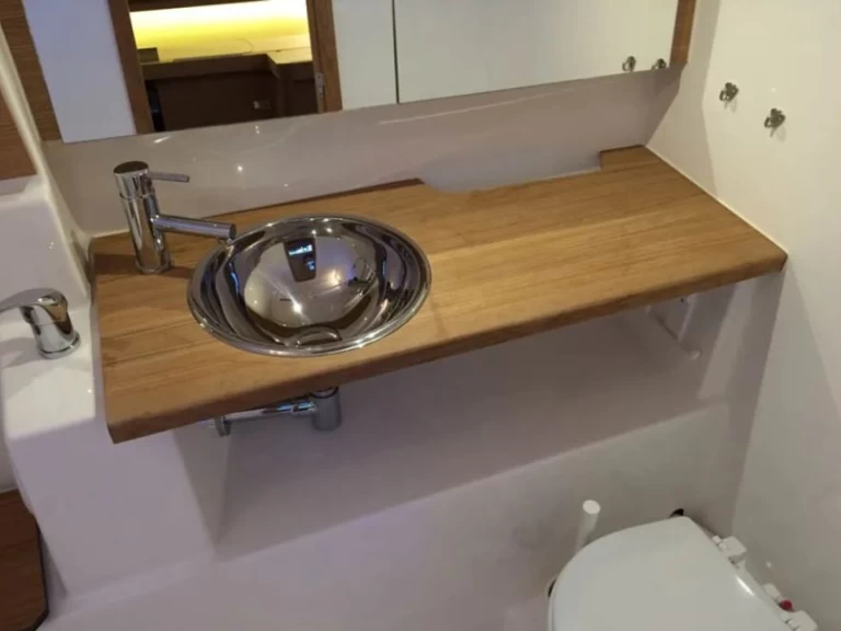 Louer Voilier avec ou sans skipper Dufour à Gouviá