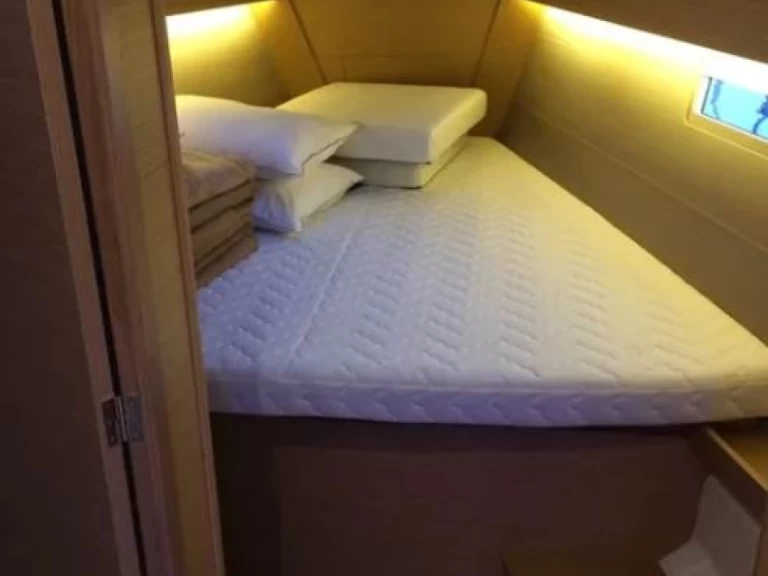 Louer Voilier avec ou sans skipper Dufour à Gouviá