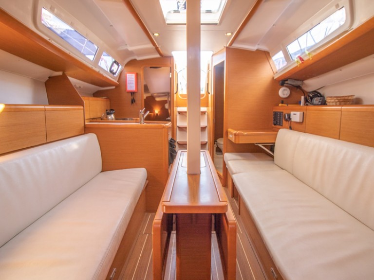 Location bateau Agía Effimía pas cher Sun Odyssey 33i