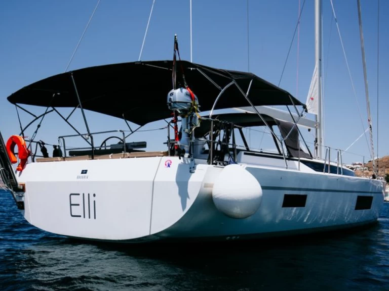 Louer Voilier avec ou sans skipper Bavaria à Álimos