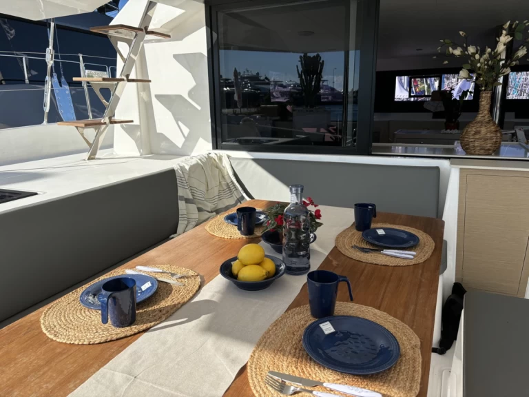 Location bateau Dufour Dufour Catamarans 48 Sail à Ibiza sur Samboat