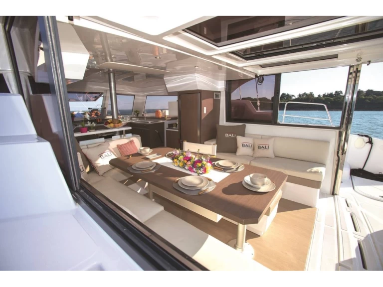 Louer Catamaran avec ou sans skipper Bali à Lávrio