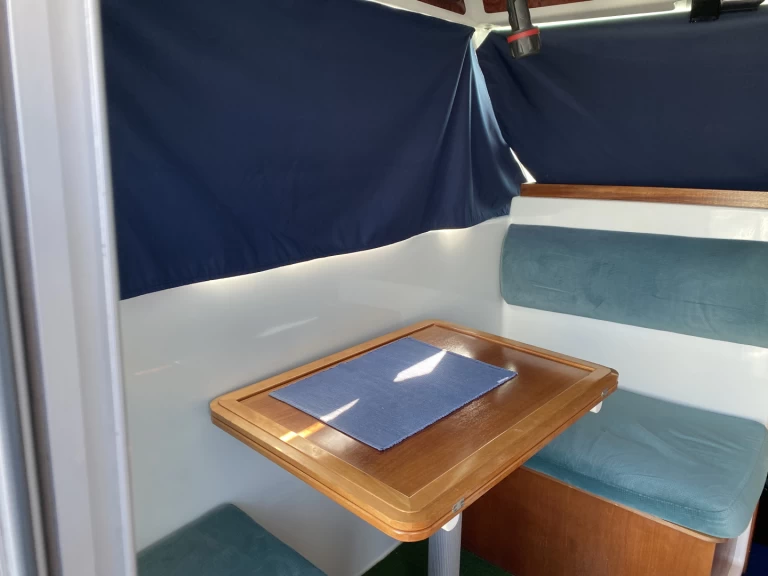 Louer Bateau à moteur avec ou sans skipper Jeanneau à La Rochelle