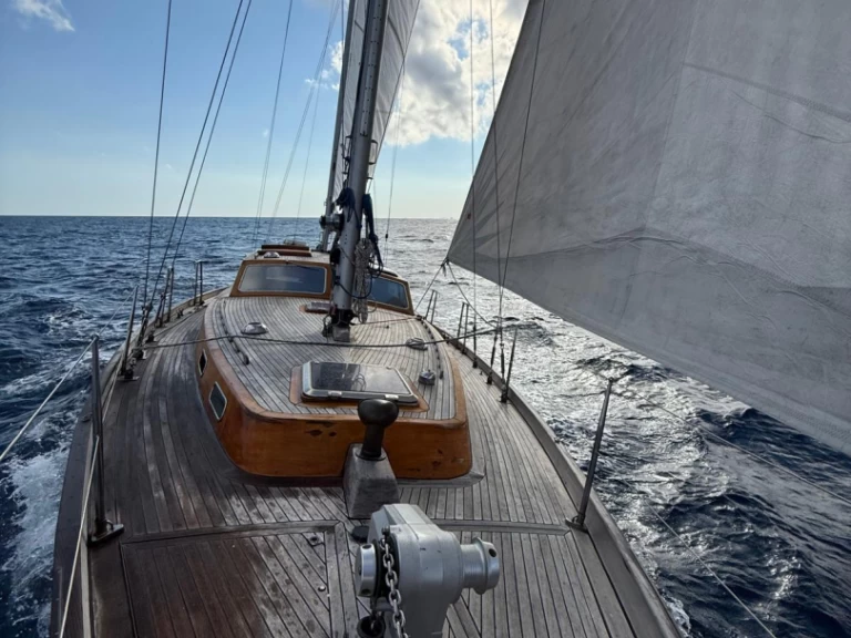 Louer Voilier avec ou sans skipper Vindö à Marseille