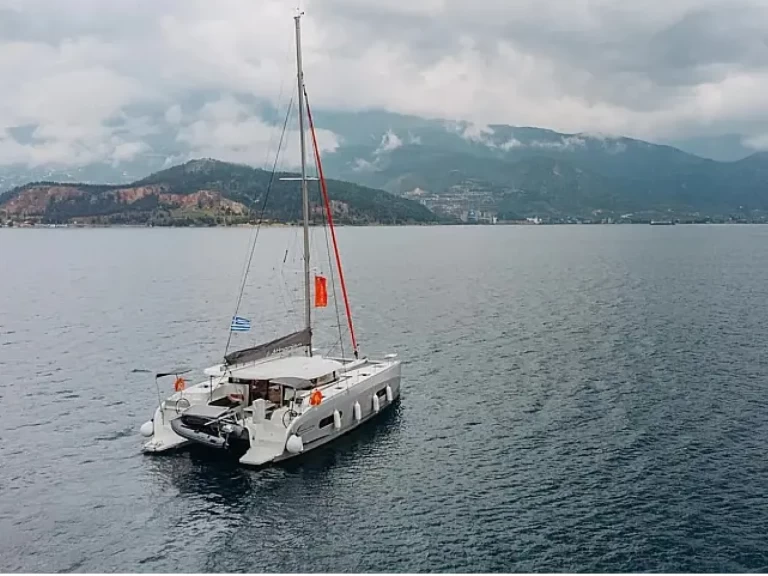 Location bateau Excess Excess 11 à Nikiána sur Samboat