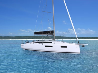 Sailboat rental with or without captain Jeanneau Komolac