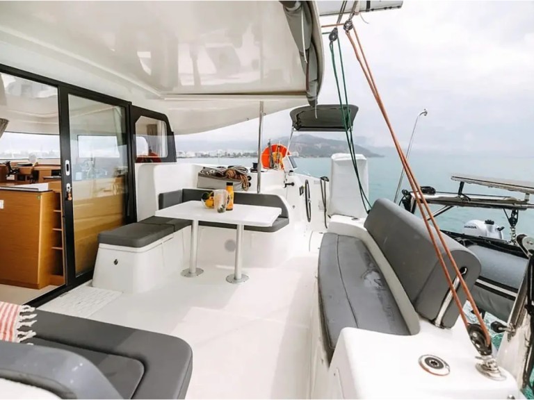 Location Catamaran à Nikiána - Excess Excess 11