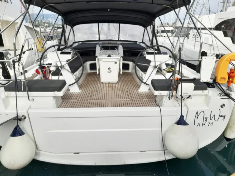 Louer Voilier avec ou sans skipper Bénéteau à Athènes