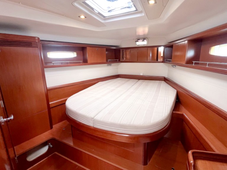 Location bateau Bénéteau Oceanis 50 à Ajaccio sur Samboat