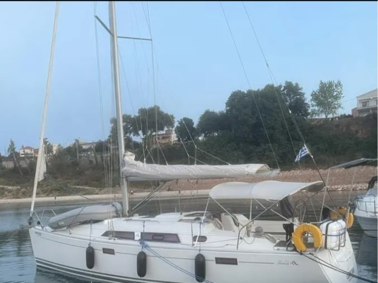 Louez un Hanse Hanse 350 à Lefkáda