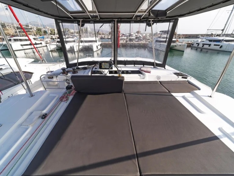 Louez un Lagoon Lagoon 46 à Álimos