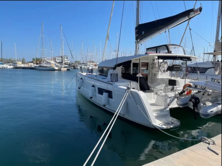 Location bateau Lefkáda pas cher Lagoon 40