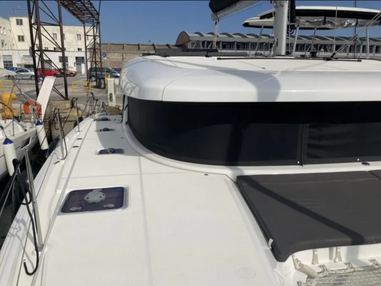 Louer Catamaran avec ou sans skipper Lagoon à Volos