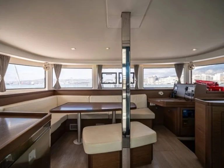 Catamaran à louer à Volos au meilleur prix