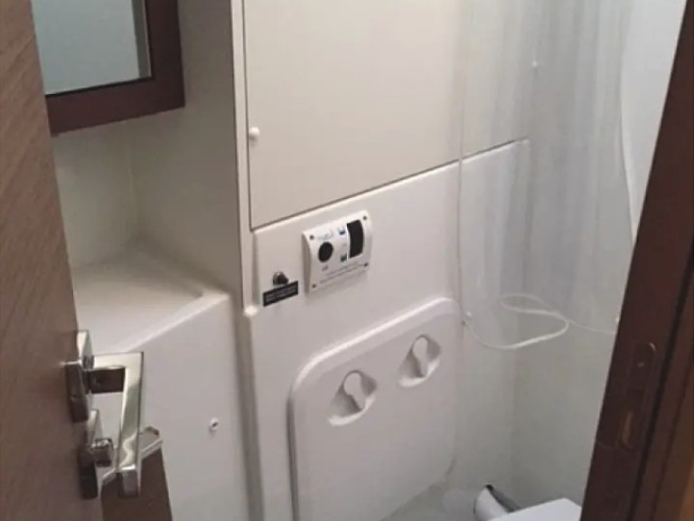 Lagoon Lagoon 40 a louer à Álimos