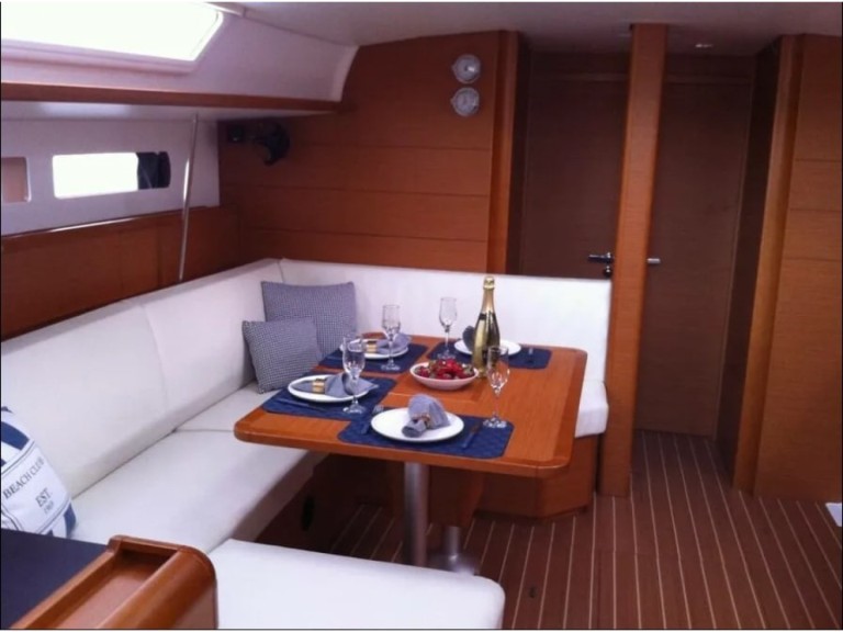 Location bateau Jeanneau Sun Odyssey 469 à Álimos sur Samboat