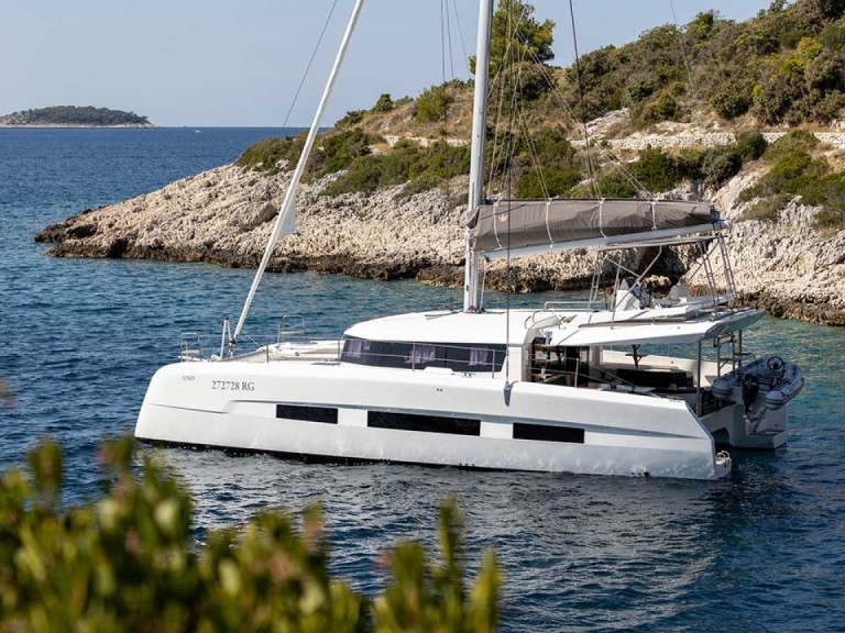 Location à Sant Antoni de Portmany - Dufour Dufour Catamarans 48 Sail sur SamBoat