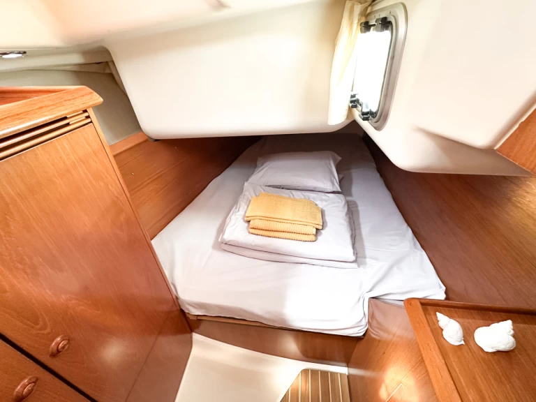 Location à Tivat - Jeanneau Sun Odyssey 40.3 sur SamBoat