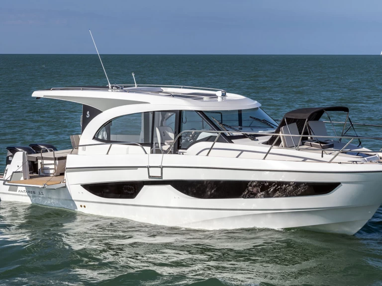 Location bateau Bénéteau Antares 11 OB à Biograd na Moru sur Samboat