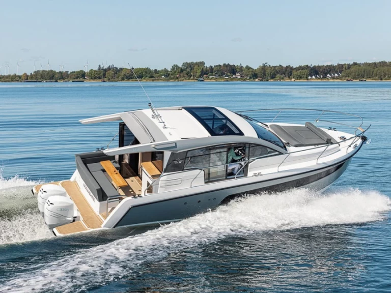 Louer Bateau à moteur avec ou sans skipper Sealine à Biograd na Moru