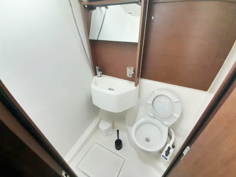 Voilier à louer à Álimos au meilleur prix