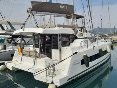 Catamarán para alquilar Préveza al mejor precio