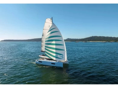 Catamaran rental in Cugnana Verde - Lagoon Lagoon 43