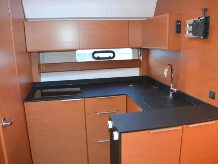 Bavaria Bavaria Sport 450 HT a louer à Seget Donji