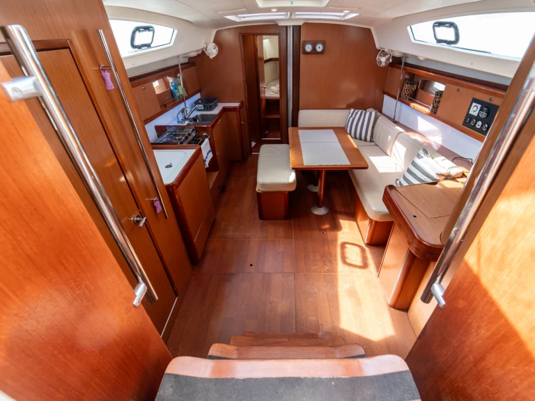 Location à Kavála - Bénéteau Oceanis 43 sur SamBoat