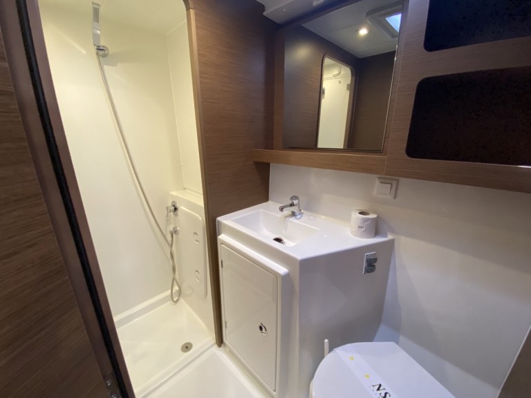 Location Catamaran Lagoon avec permis