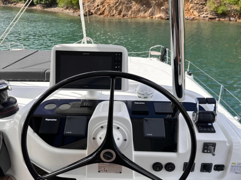 Location bateau Lagoon Lagoon 55 à Bas du Fort sur Samboat