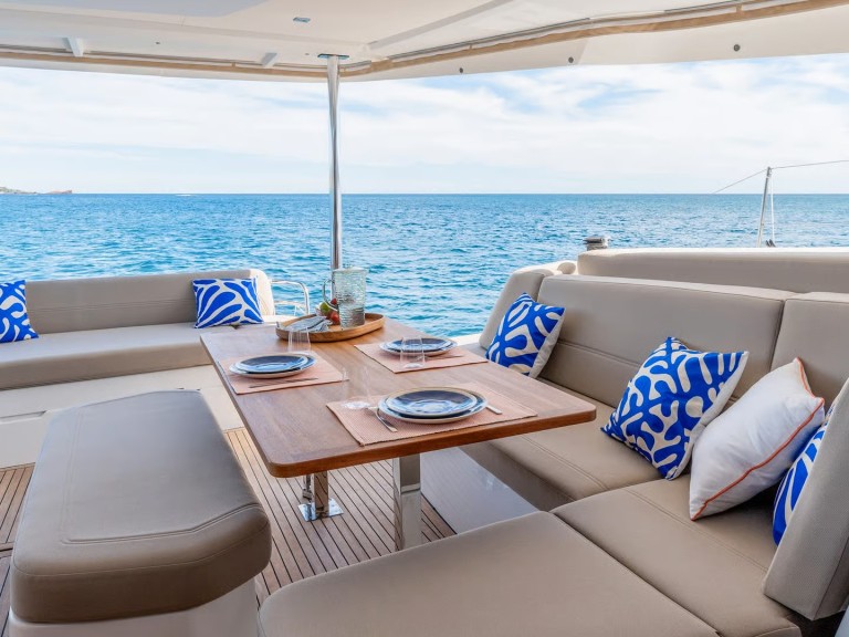 Louer Catamaran avec ou sans skipper Fountaine Pajot à Frenchtown