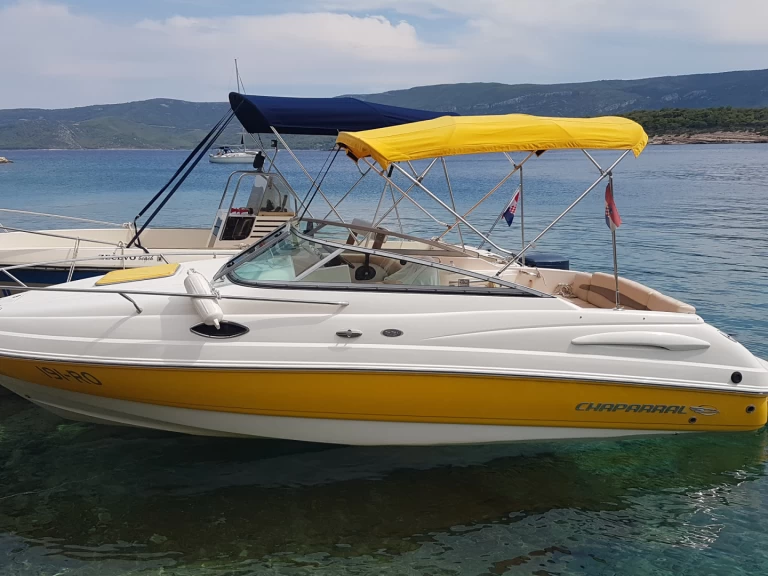 Location bateau Chaparral 215 ssi à Split sur Samboat