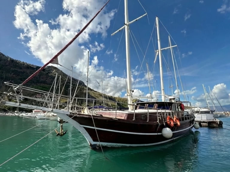 Location bateau Castellammare del Golfo pas cher Osman Aga