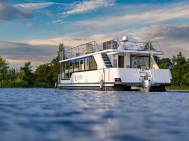 Hausboot mit oder ohne Skipper Luxboot mieten in Templin