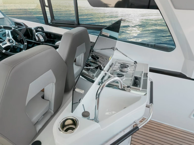 Location bateau Barcelone pas cher Gran Turismo 32 OB