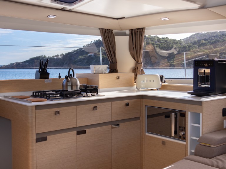 Location à Simpson Bay - Fountaine Pajot Elba 45 sur SamBoat