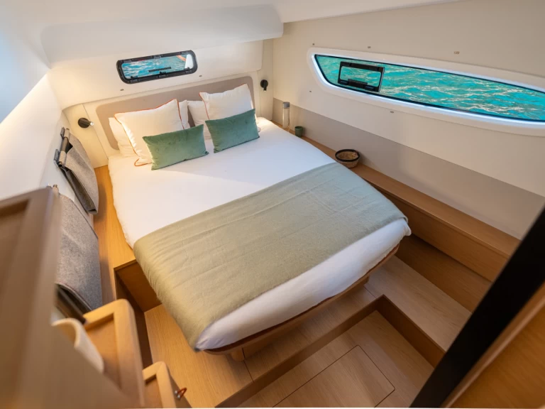 Louez un Excess Excess 13 - 4 + 1 cab. à Álimos