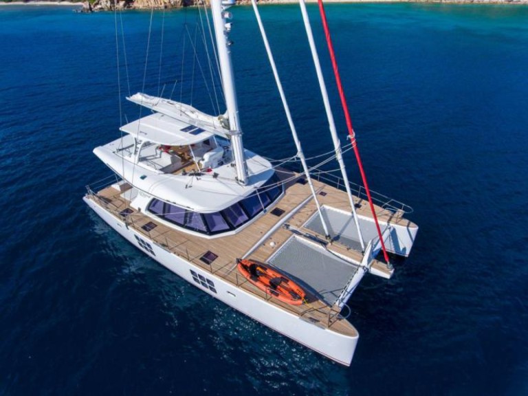 Louer Catamaran avec ou sans skipper Sunreef à Lávrio