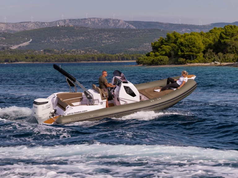 Louer Semi-rigide avec ou sans skipper Italboats à Sibenik